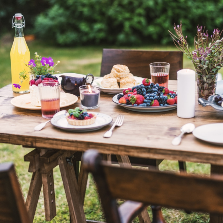 Montage de table de jardin